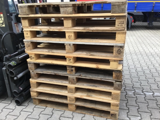 gebrauchte Industrie - Paletten Größe 1000 x 1200 (mm) Hohe Tragfähigkeit